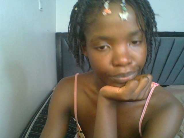 Kinkyaria's BongaCams show and profile