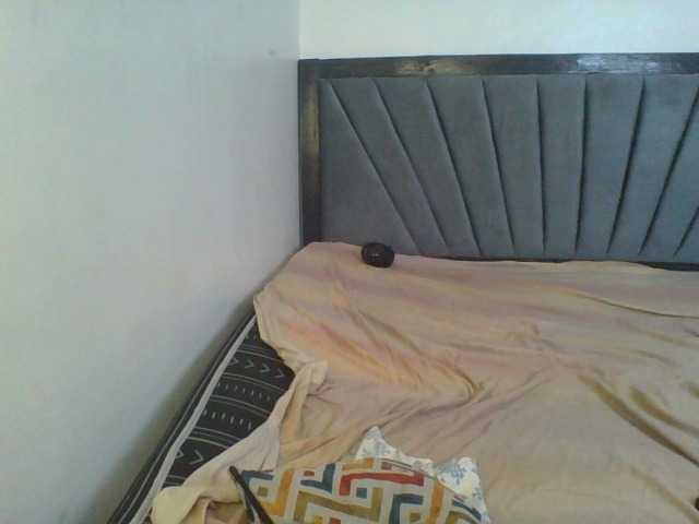 Kinkyaria's BongaCams show and profile