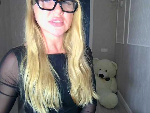 Alesia77's BongaCams show and profile