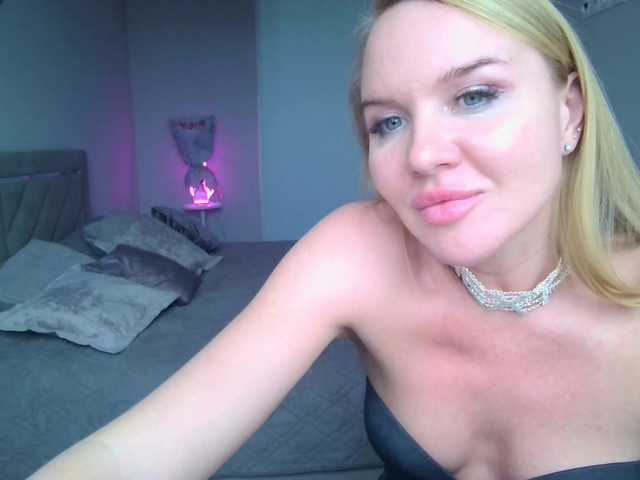 Alesia77's BongaCams show and profile