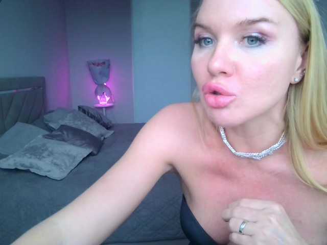Alesia77's BongaCams show and profile