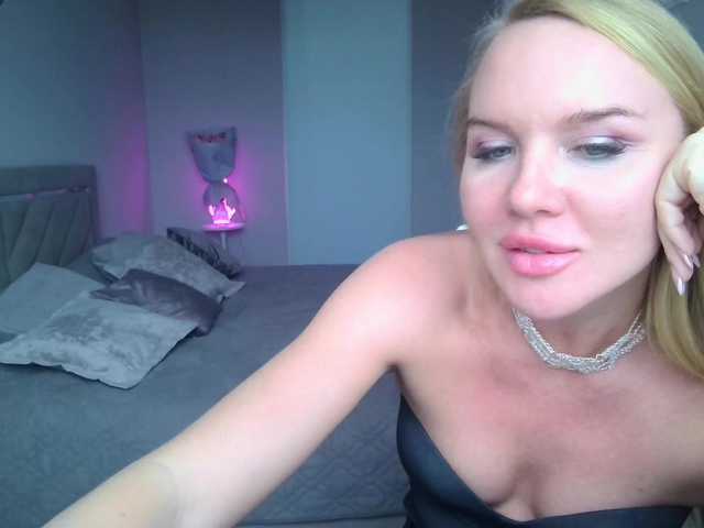 Alesia77's BongaCams show and profile