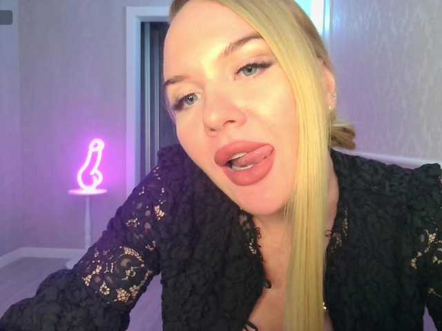 Alesia77's BongaCams show and profile