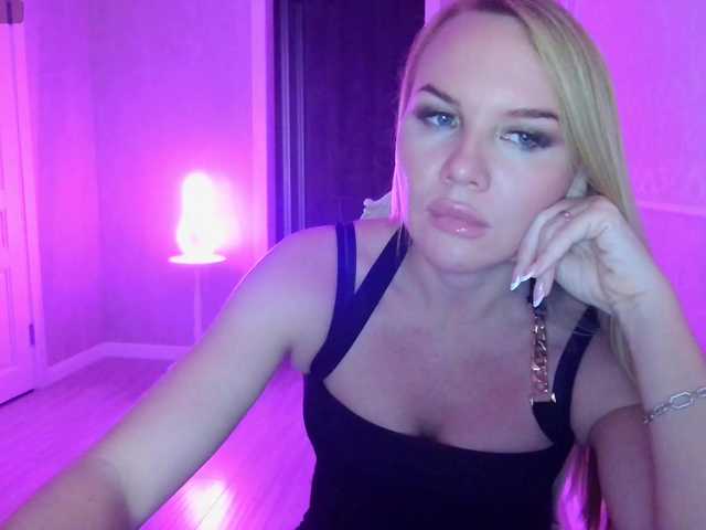 Alesia77's BongaCams show and profile