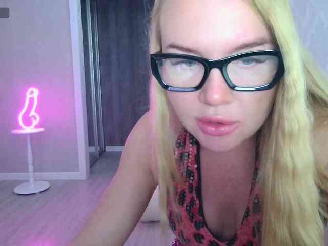 Alesia77 Live Webcam on BongaCams
