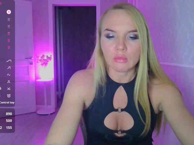 DOMINATRIX77 webcam