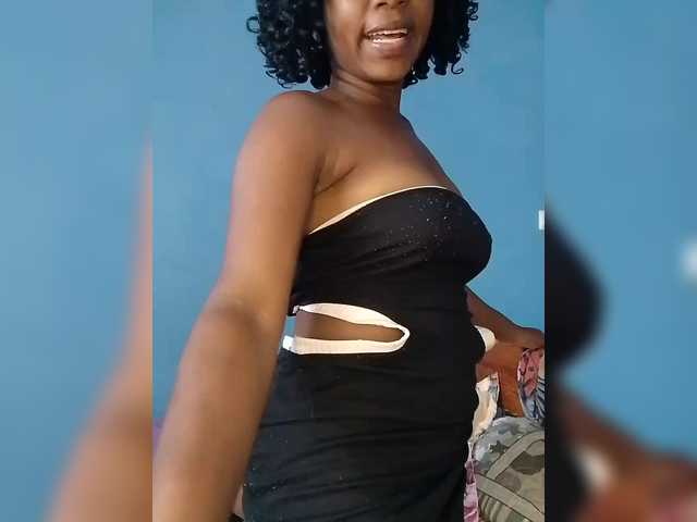 Camilla18, une amatrice française avec qui discuter et avoir du sexe