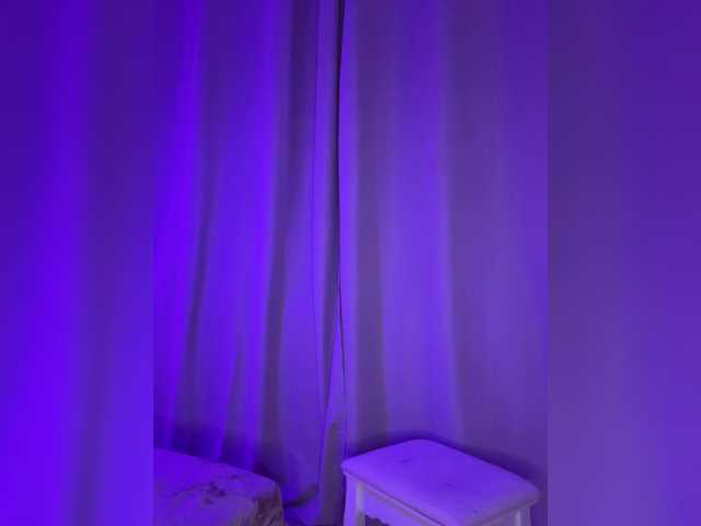 SweetIra's BongaCams show and profile