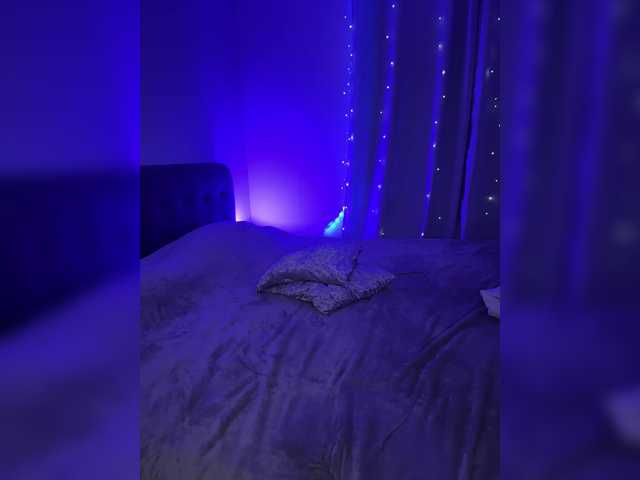 SweetIra's BongaCams show and profile