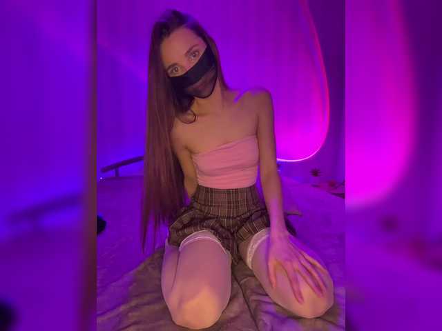 SweetIra's BongaCams show and profile