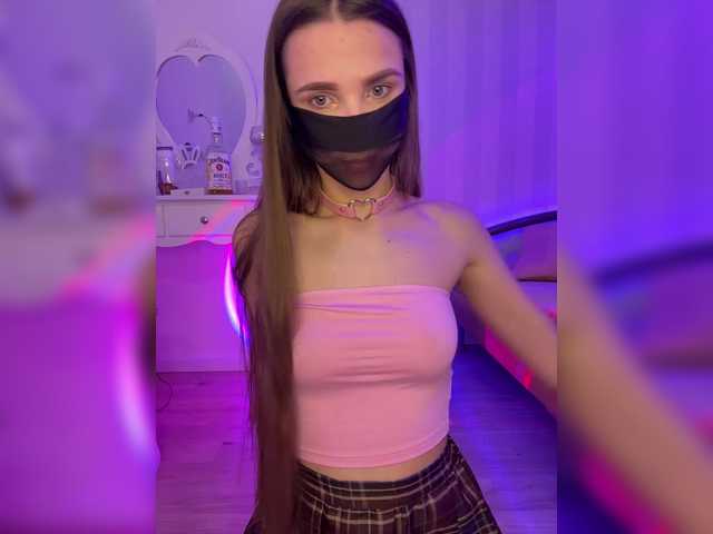 SweetIra's BongaCams show and profile