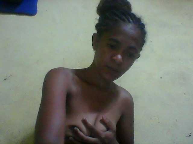 Sthela from BongaCams