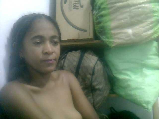 le modèle Sthela est en webcam porno dans un show sur le site bongacams, il possède les tags suivants: Ebony,Brunette,Hairy