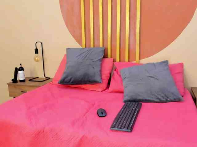 Tiana-And-Jake webcam