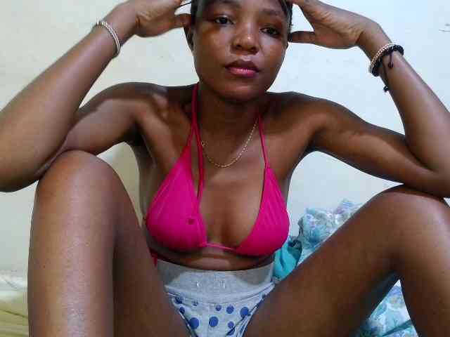 sexy-marianah webcam