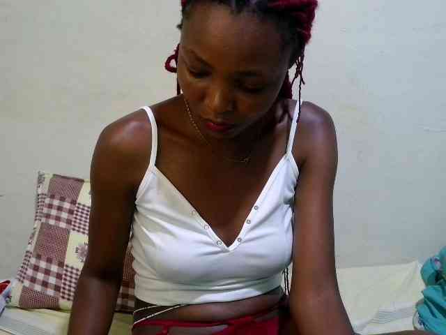 sexy-marianah webcam