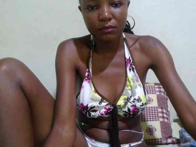 sexy-marianah webcam