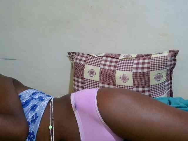 sexy-marianah webcam