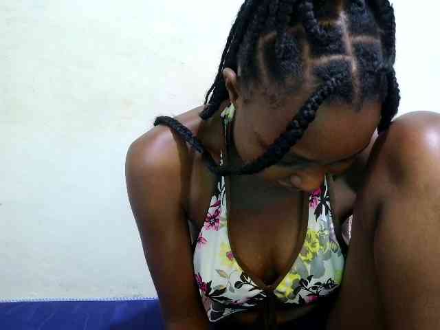 sexy-marianah webcam