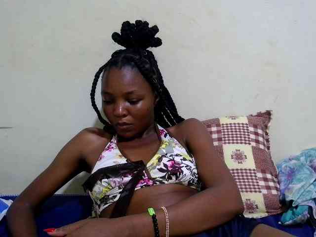 sexy-marianah webcam