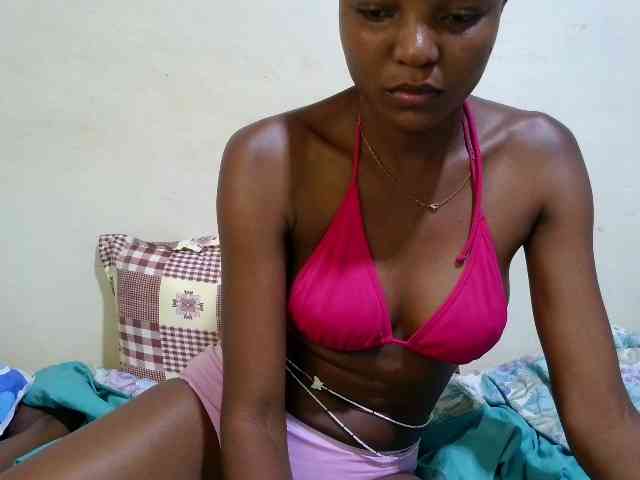 sexy-marianah webcam