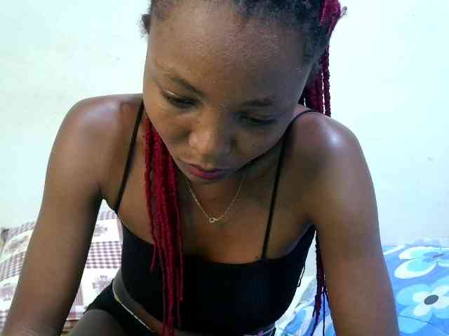 sexy-marianah webcam