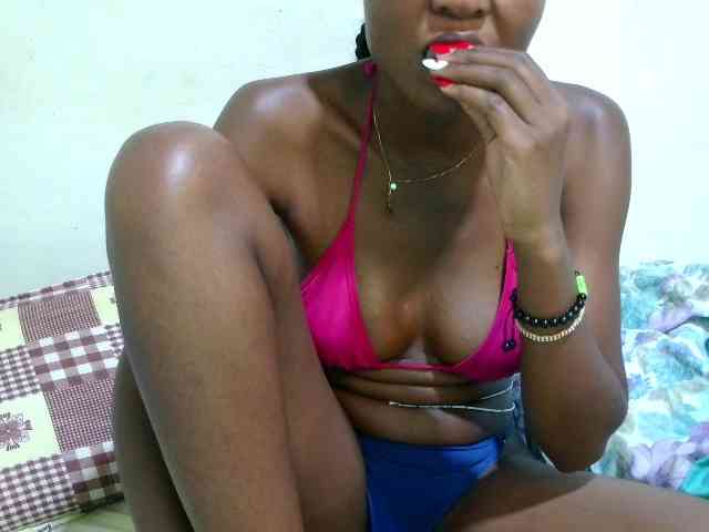 sexy-marianah webcam