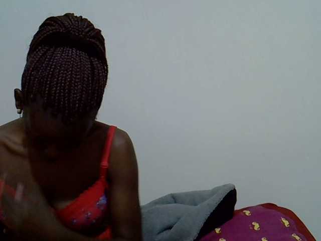 Ebonytrendy's BongaCams show and profile