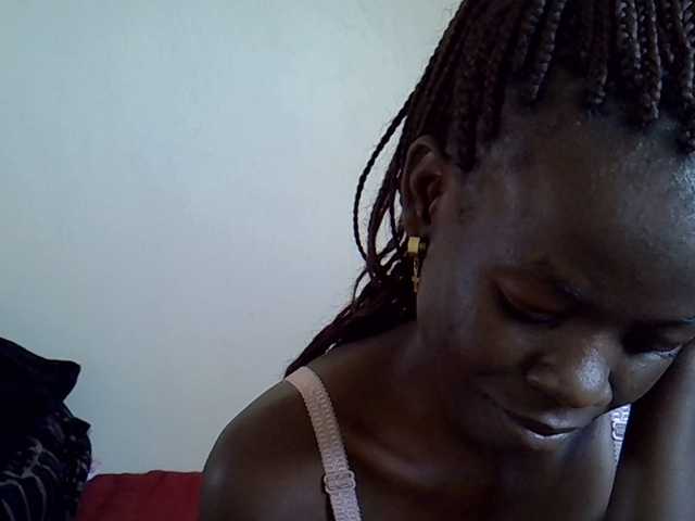 Ebonytrendy's BongaCams show and profile