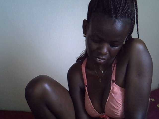 Ebonytrendy's BongaCams show and profile