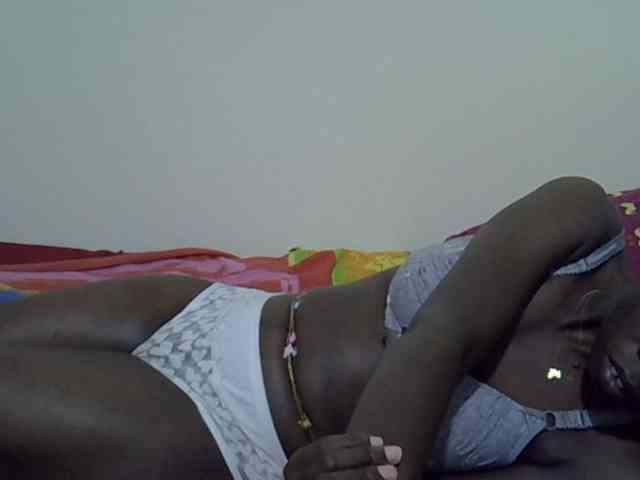 Ebonytrendy webcam