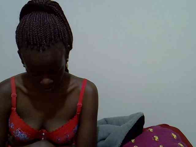 Ebonytrendy webcam