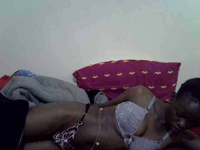 Ebonytrendy webcam