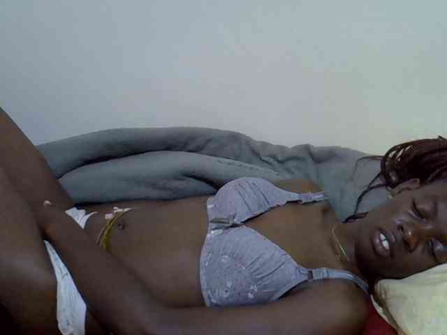 Ebonytrendy webcam