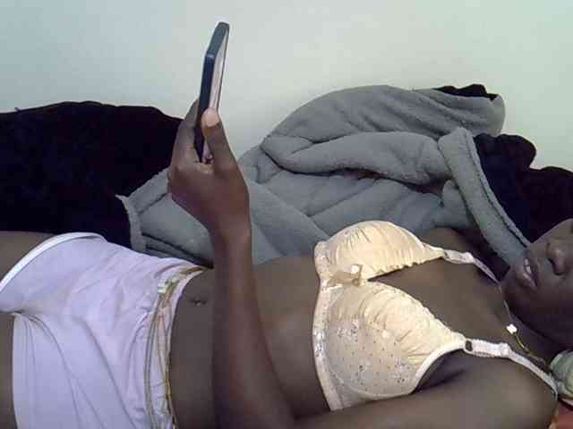 Ebonytrendy webcam