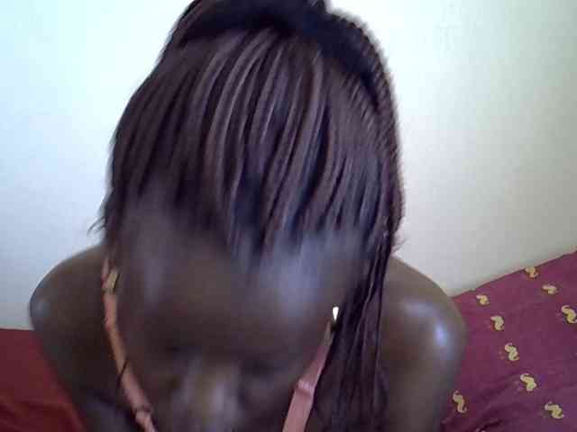 Ebonytrendy webcam