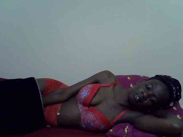Ebonytrendy webcam
