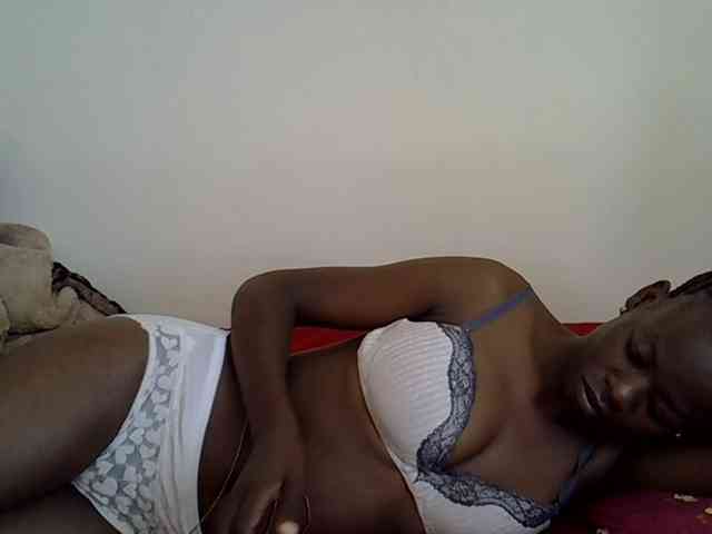 Ebonytrendy webcam