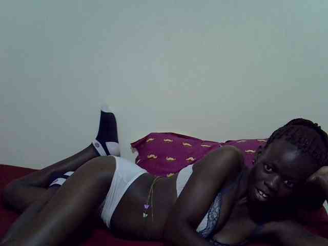 Ebonytrendy webcam