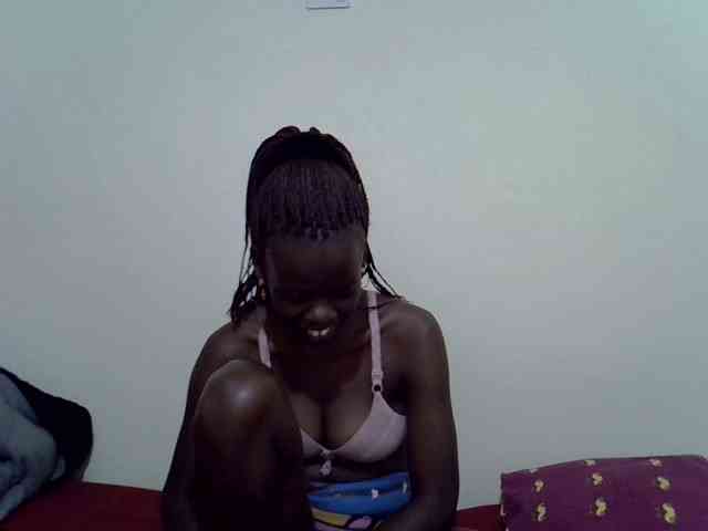 Ebonytrendy webcam