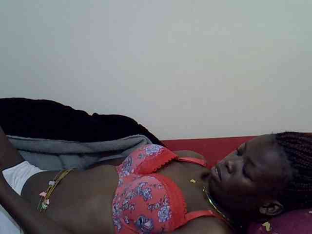 Ebonytrendy webcam