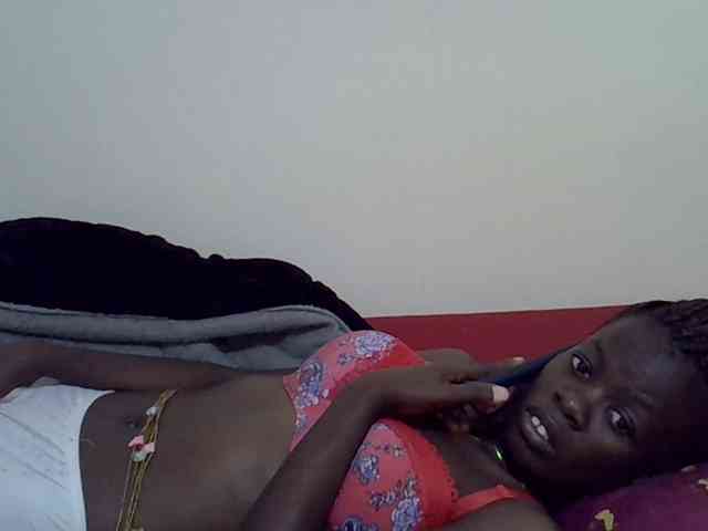 Ebonytrendy webcam