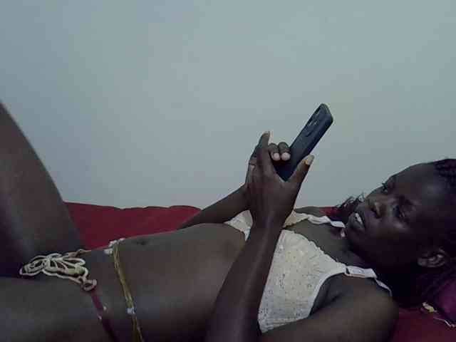 Ebonytrendy webcam