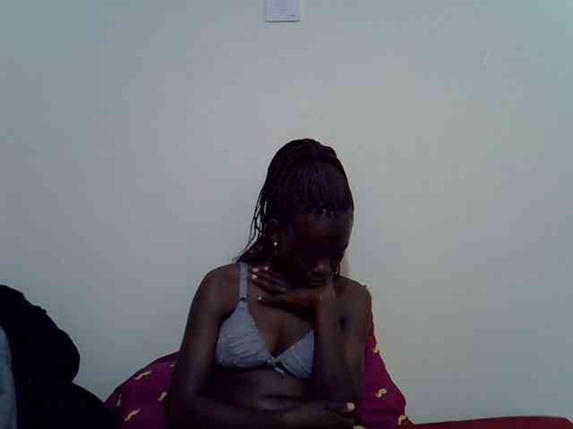 Ebonytrendy webcam