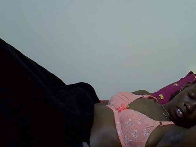 Ebonytrendy webcam