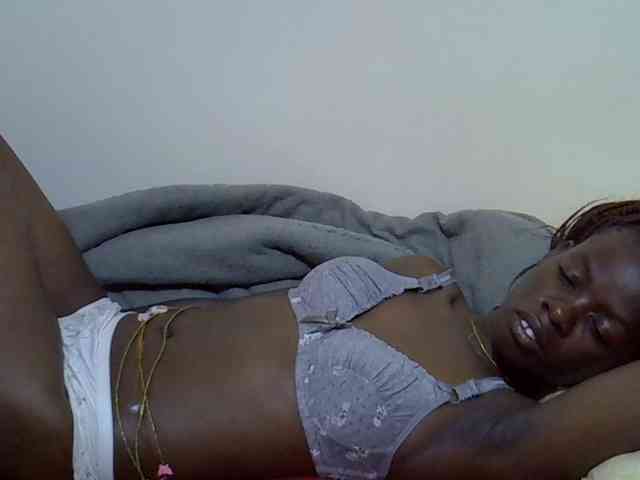 Ebonytrendy webcam