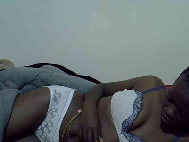 Ebonytrendy webcam