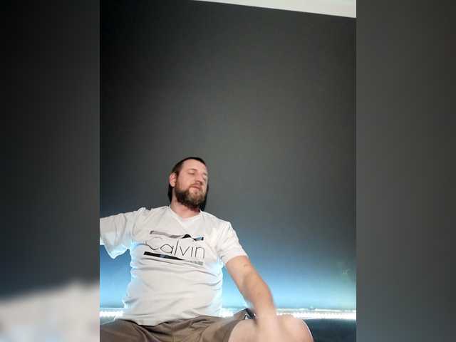 MiniGirl27 – webcam model profile photo