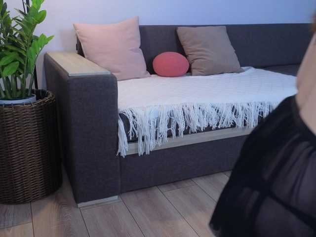 MillaKowal — doing Bj while playing with my sweet pussy^^