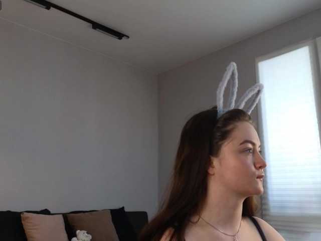 MillaKowal's BongaCams show and profile